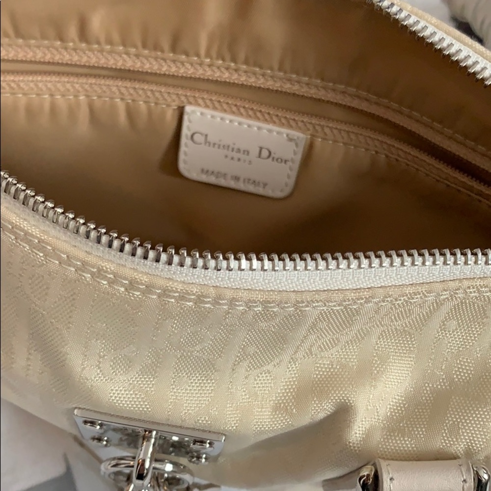 Christian Dior handbag - Picture 3 of 4